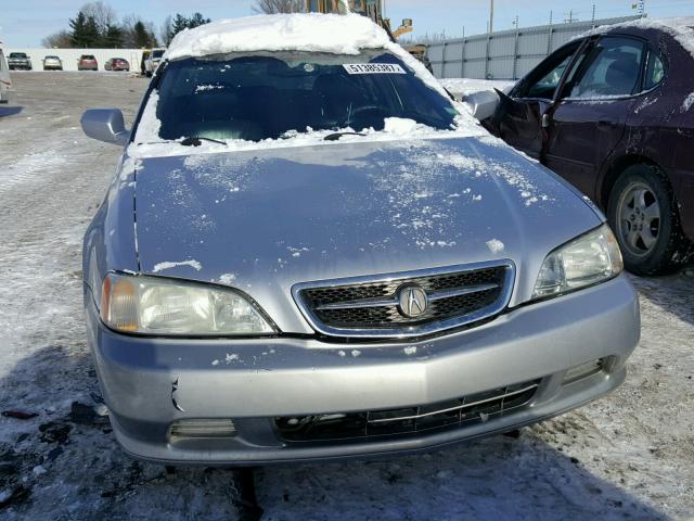 19UUA5662YA013184 - 2000 ACURA 3.2TL SILVER photo 9