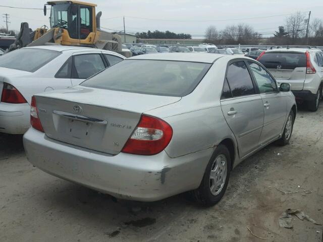 4T1BF32KX3U057709 - 2003 TOYOTA CAMRY LE SILVER photo 4