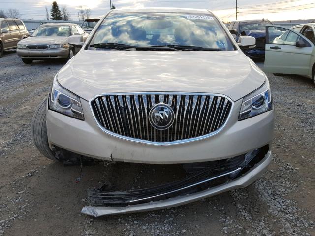 1G4GE5G32FF152103 - 2015 BUICK LACROSSE P CREAM photo 9