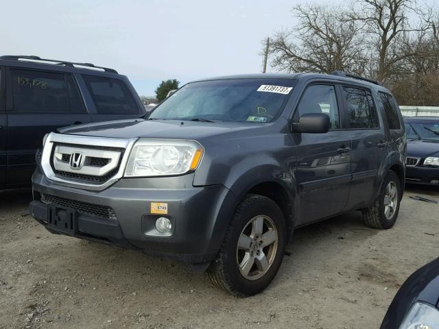 5FNYF4H79BB042603 - 2011 HONDA PILOT EXLN GRAY photo 2