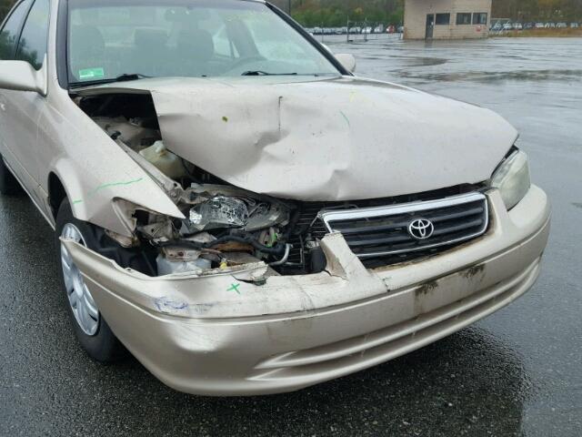 4T1BG22K21U050368 - 2001 TOYOTA CAMRY CE TAN photo 9