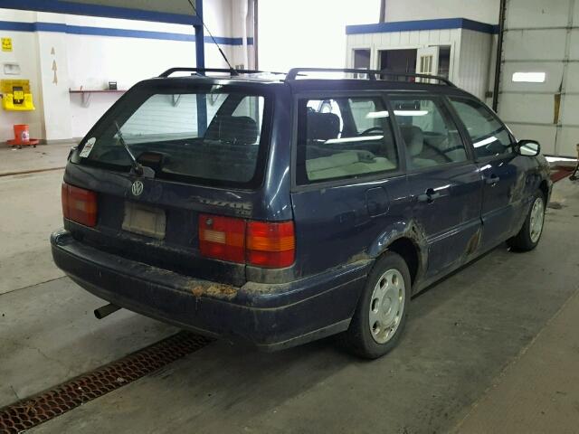 WVWHG83A5TE252769 - 1996 VOLKSWAGEN PASSAT TDI BLUE photo 4