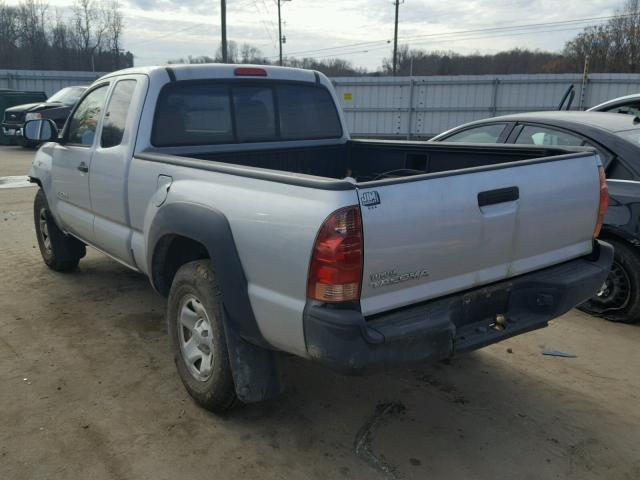 5TEUX42N58Z474728 - 2008 TOYOTA TACOMA ACC SILVER photo 3