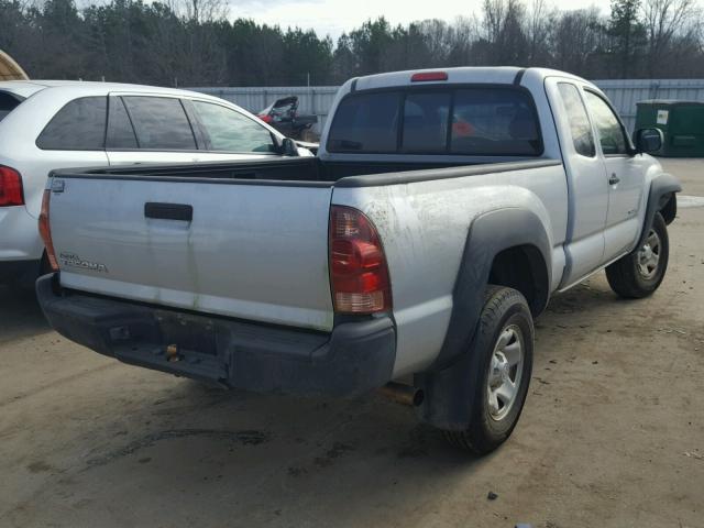 5TEUX42N58Z474728 - 2008 TOYOTA TACOMA ACC SILVER photo 4