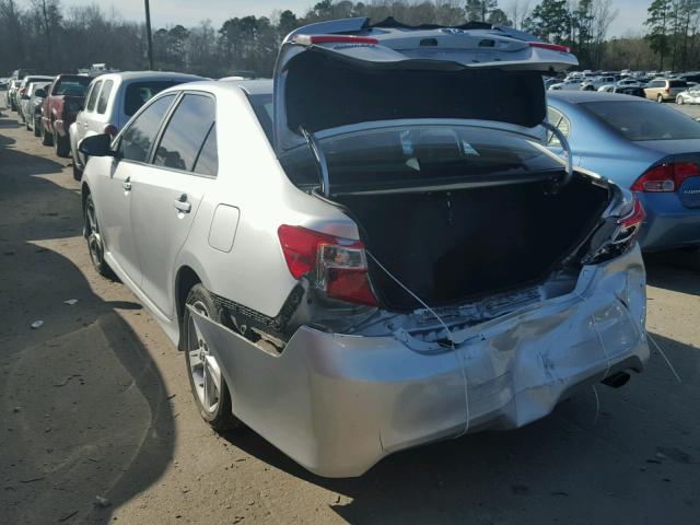 4T1BF1FK4CU027636 - 2012 TOYOTA CAMRY BASE SILVER photo 3