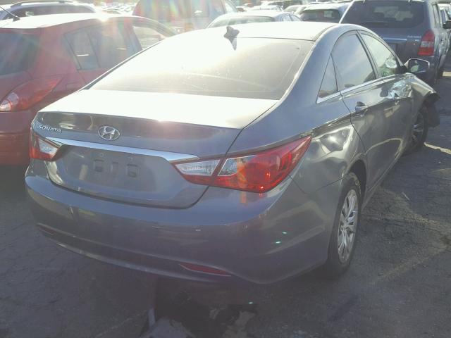 5NPEB4AC3CH318749 - 2012 HYUNDAI SONATA GLS GRAY photo 4