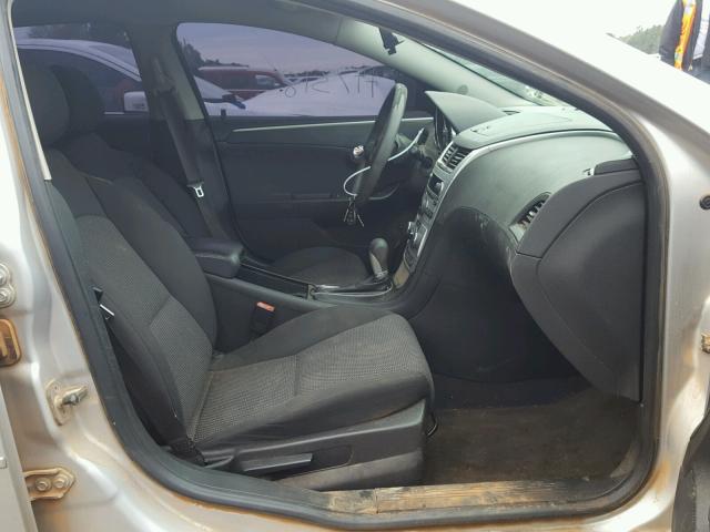 1G1ZC5EB9AF149701 - 2010 CHEVROLET MALIBU 1LT 银色 照片 5