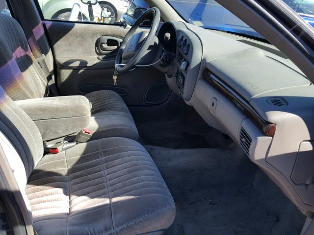 2G1WL52M3W1132125 - 1998 CHEVROLET LUMINA BAS ლურჯი ფოტო 5