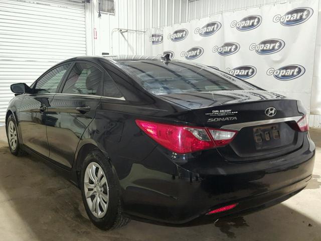 5NPEB4AC3BH306390 - 2011 HYUNDAI SONATA GLS BLACK photo 3