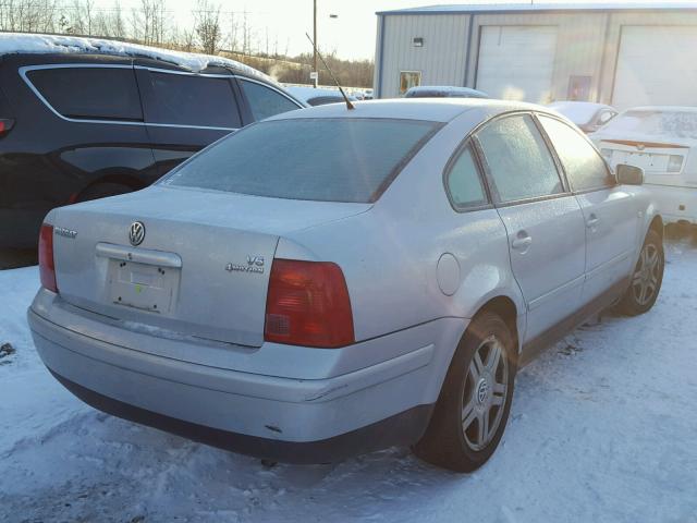 WVWUH23BXYE394138 - 2000 VOLKSWAGEN PASSAT GLX GRAY photo 4