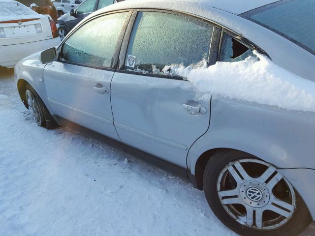 WVWUH23BXYE394138 - 2000 VOLKSWAGEN PASSAT GLX 灰色 照片 9