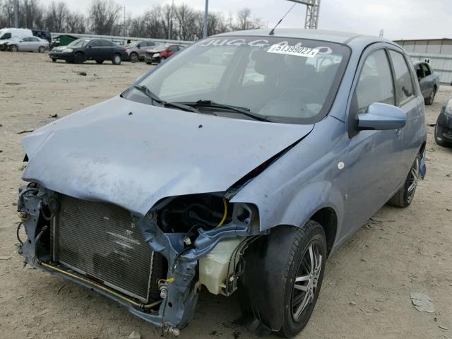 KL1TD666X7B723537 - 2007 CHEVROLET AVEO BASE BLUE photo 2