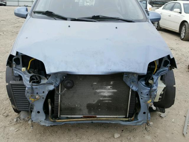 KL1TD666X7B723537 - 2007 CHEVROLET AVEO BASE BLUE photo 9