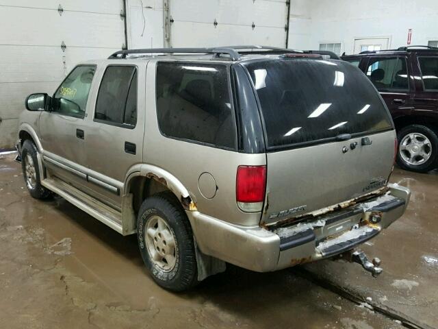 1GNDT13W81K221793 - 2001 CHEVROLET BLAZER TAN photo 3