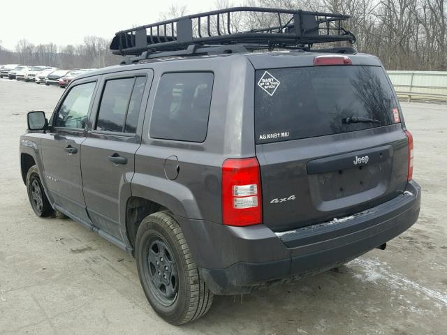 1C4NJRBB2GD654524 - 2016 JEEP PATRIOT SP GRAY photo 3