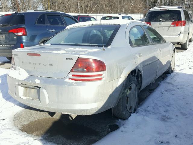 1B3AL46T26N253841 - 2006 DODGE STRATUS SX SILVER photo 4