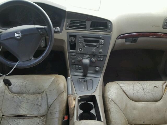 YV1RS61T132260178 - 2003 VOLVO S60 SILVER photo 10