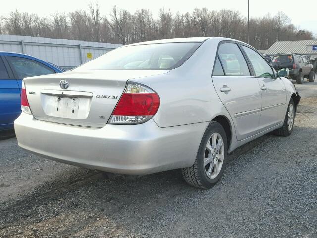 4T1BF30K75U598576 - 2005 TOYOTA CAMRY LE SILVER photo 4