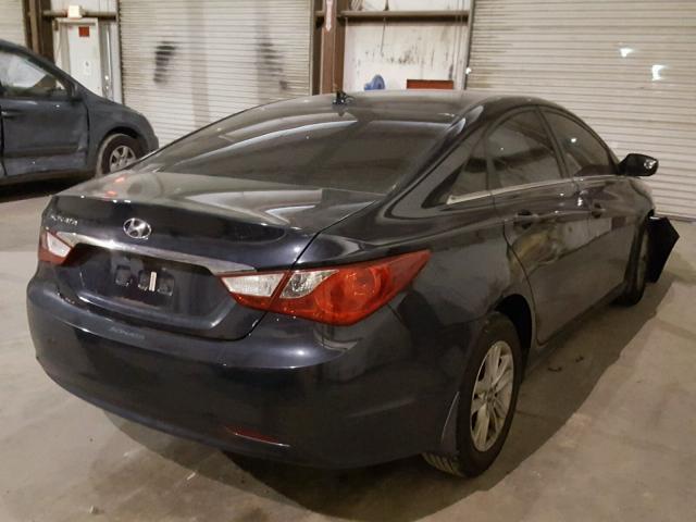 5NPEB4AC6DH629271 - 2013 HYUNDAI SONATA GLS BLUE photo 4