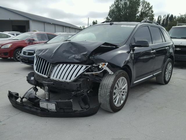 2LMDJ6JK8DBL01489 - 2013 LINCOLN MKX BLACK photo 2