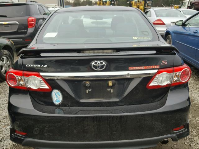 5YFBU4EE4BP001587 - 2011 TOYOTA COROLLA BA BLACK photo 9