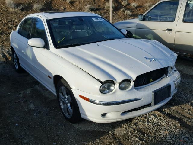 SAJEA51C82WC14831 - 2002 JAGUAR X-TYPE 3.0 WHITE photo 1