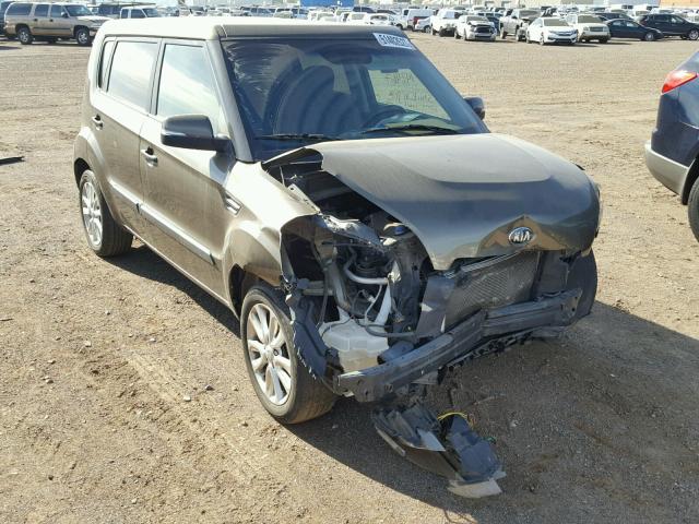 KNDJT2A65D7483654 - 2013 KIA SOUL + GREEN photo 1