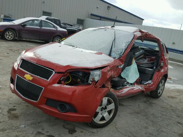 KL1TD6DE1AB051076 - 2010 CHEVROLET AVEO LS RED photo 2