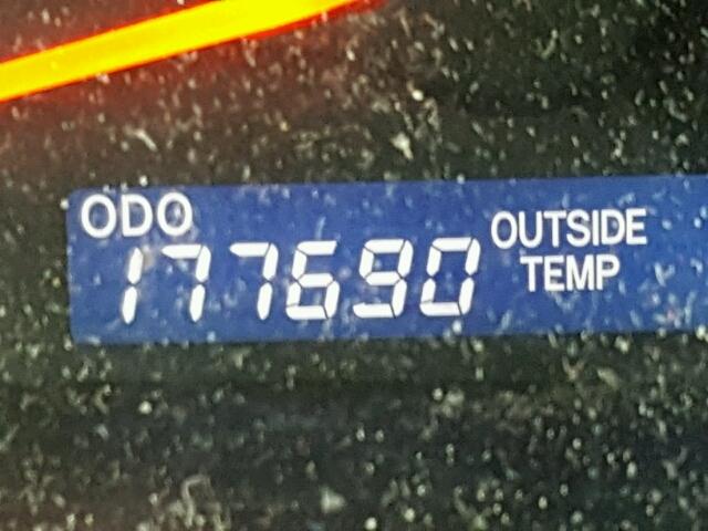 4T1BF3EK2AU004219 - 2010 TOYOTA CAMRY BASE SILVER photo 8