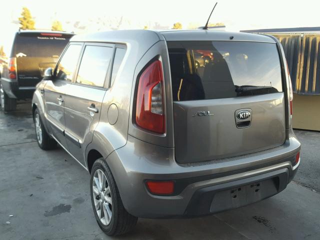 KNDJT2A69D7508426 - 2013 KIA SOUL + GRAY photo 3