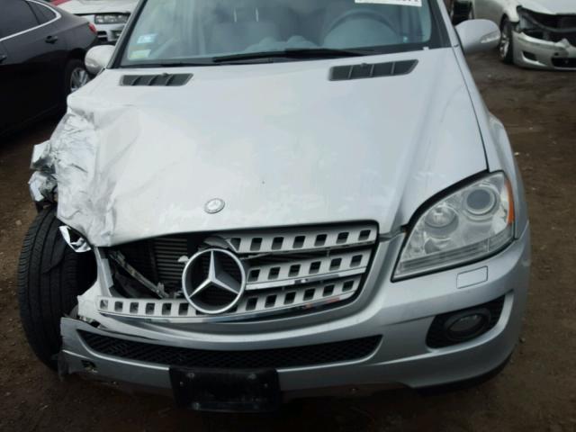 4JGBB22E68A405269 - 2008 MERCEDES-BENZ ML 320 CDI SILVER photo 7