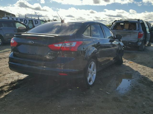 1FADP3J29DL300127 - 2013 FORD FOCUS TITA BLACK photo 4