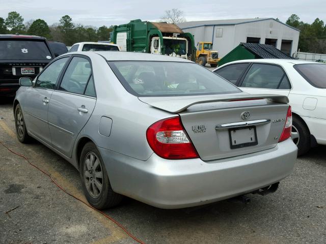 4T1BF32K64U579433 - 2004 TOYOTA CAMRY LE SILVER photo 3