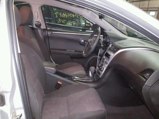 1G1ZC5E03CF244983 - 2012 CHEVROLET MALIBU 1LT 银色 照片 5