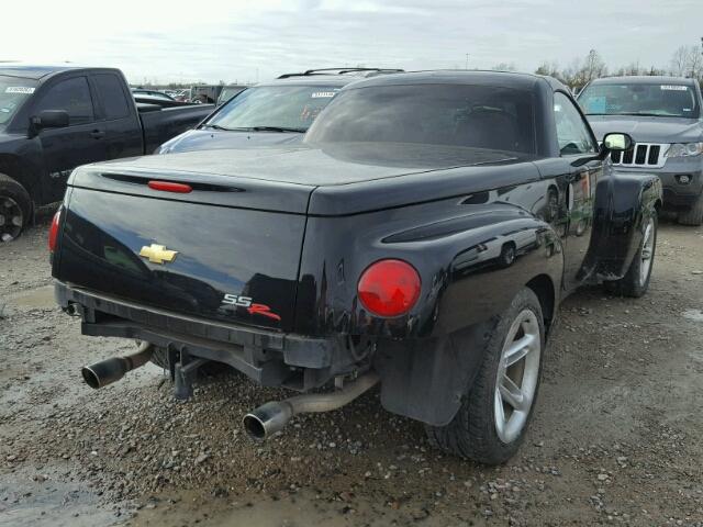 1GCES14P33B102124 - 2003 CHEVROLET SSR BLACK photo 4