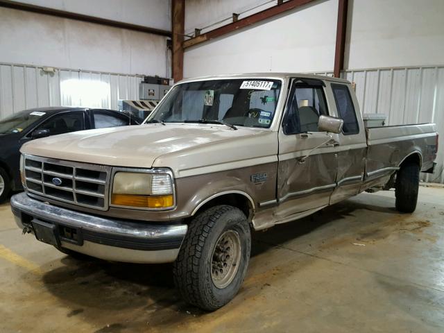 1FTHX25C1PKB75417 - 1993 FORD F250 BROWN photo 2