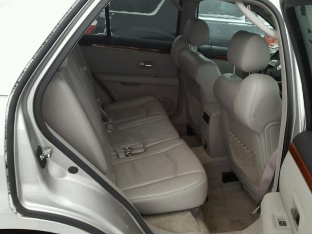 1GYEE637680100368 - 2008 CADILLAC SRX SILVER photo 6