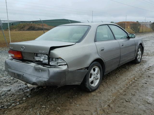 JT8BF22G7V5013365 - 1997 LEXUS ES 300 GRAY photo 4