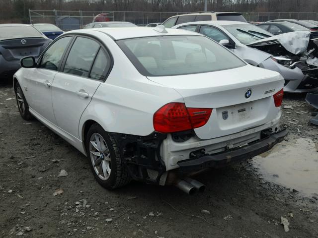 WBAPK7C55AA462667 - 2010 BMW 328 XI WHITE photo 3