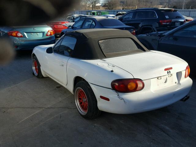 JM1NB353110213089 - 2001 MAZDA MX-5 MIATA WHITE photo 3