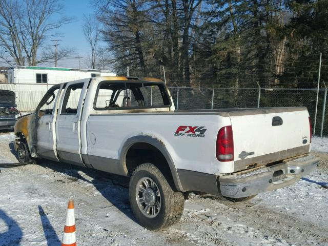 1FTWW31P45EA51789 - 2005 FORD F350 SRW S WHITE photo 3