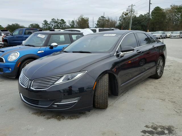 3LN6L2J93DR809682 - 2013 LINCOLN MKZ BLACK photo 2