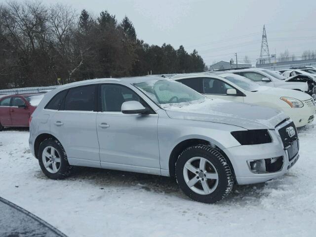 WA1KK68R49A013621 - 2009 AUDI Q5 3.2 SILVER photo 1