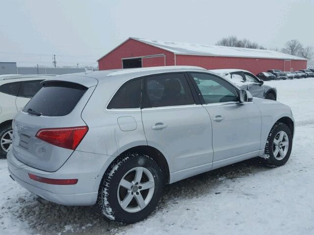 WA1KK68R49A013621 - 2009 AUDI Q5 3.2 SILVER photo 4