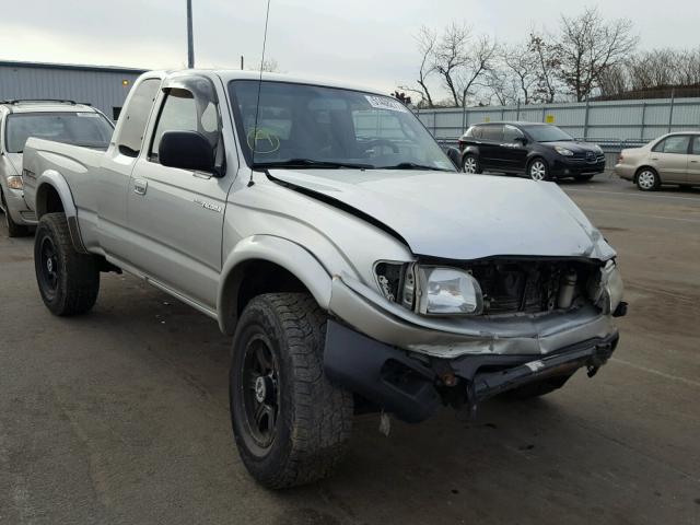 5TEWN72N92Z132660 - 2002 TOYOTA TACOMA XTR SILVER photo 1