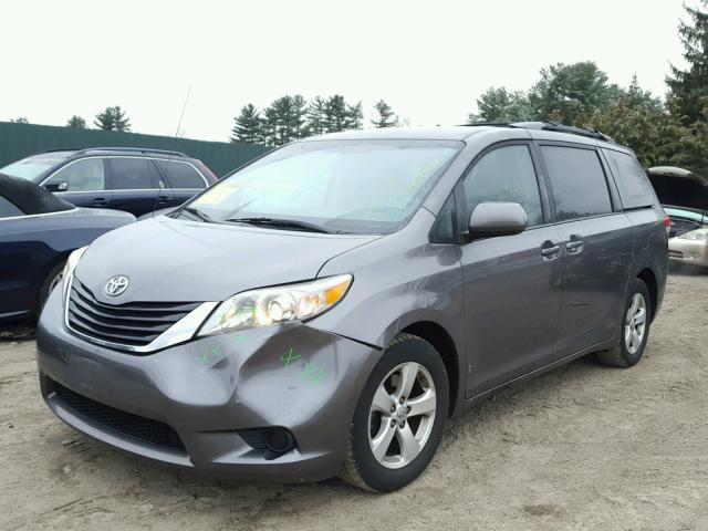 5TDKK3DC5BS093767 - 2011 TOYOTA SIENNA LE GRAY photo 2