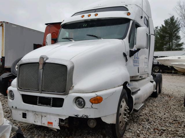 1XKTDB9X3VJ945317 - 1997 KENWORTH CONSTRUCTI WHITE photo 2