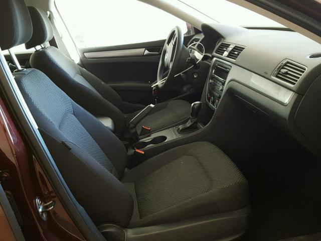 1VWAP7A35DC127846 - 2013 VOLKSWAGEN PASSAT S برغندي صورة 5