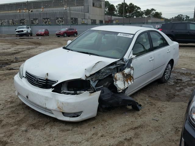 4T1BE32K56U704363 - 2006 TOYOTA CAMRY LE WHITE photo 2