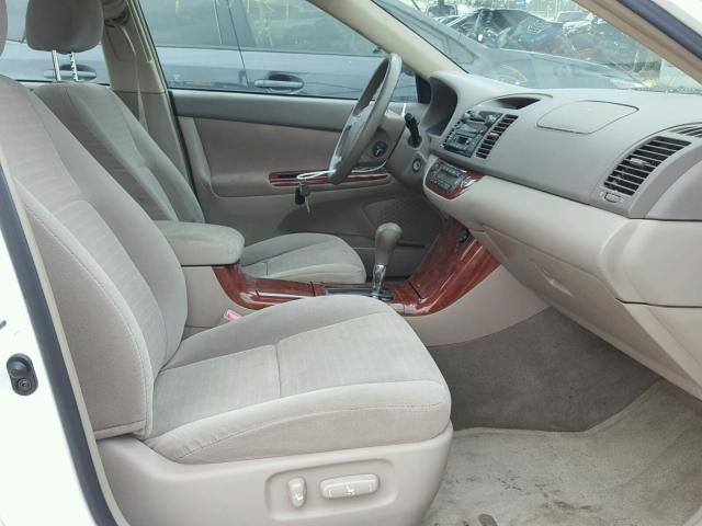 4T1BE32K56U704363 - 2006 TOYOTA CAMRY LE WHITE photo 5